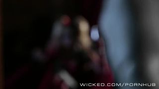 Wicked - Batman Fucks Kleio Valentien As Harley Quinn