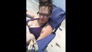 Slut Gets Super Wet Touching Her Hairy Pussy At The Public Beach